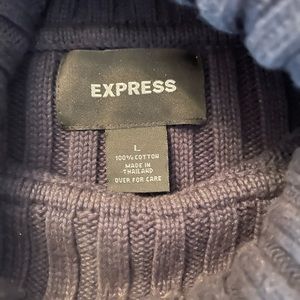 Men’s Express Turtleneck Sweater Navy Blue